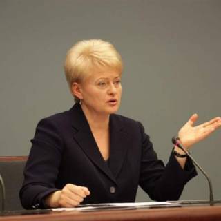 Грибаускайте: своими санкциями Россия наказала сама себя