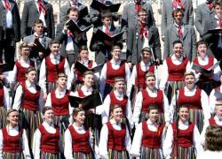 Унизительно! Руководители коллективов Праздника песни получают 36 евро в месяц