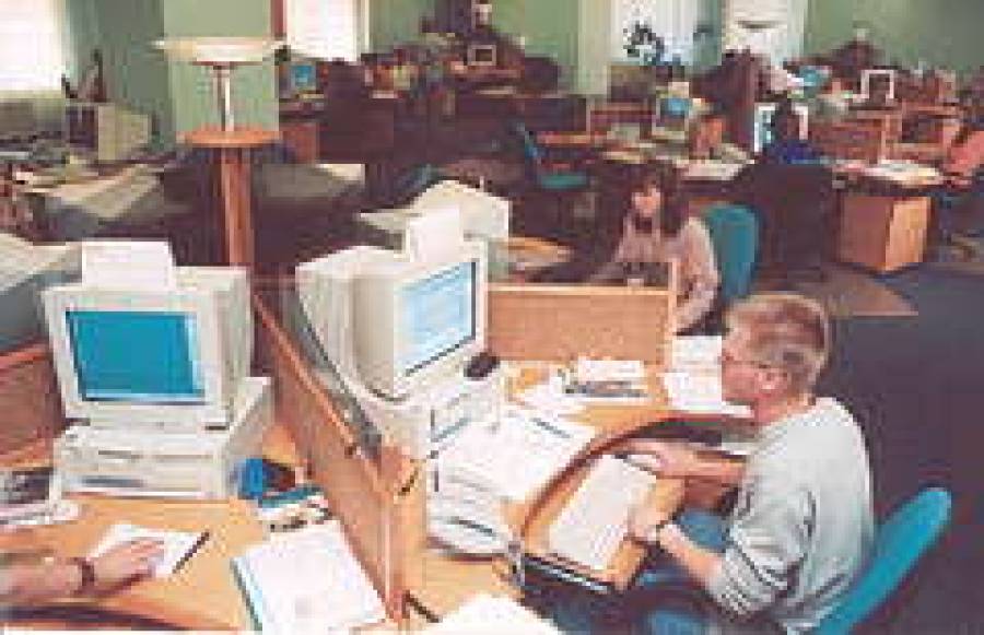 Контакты по телефону