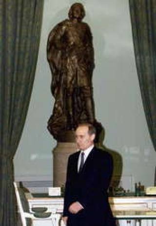 Престолонаследник.Какую свиту выберет себе Путин?.