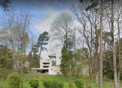 Здание на Юрас 41/45.