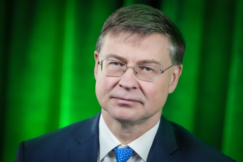 Конфликт на Ближнем Востоке может вызвать стагфляцию в Европе -&nbsp;Домбровскис