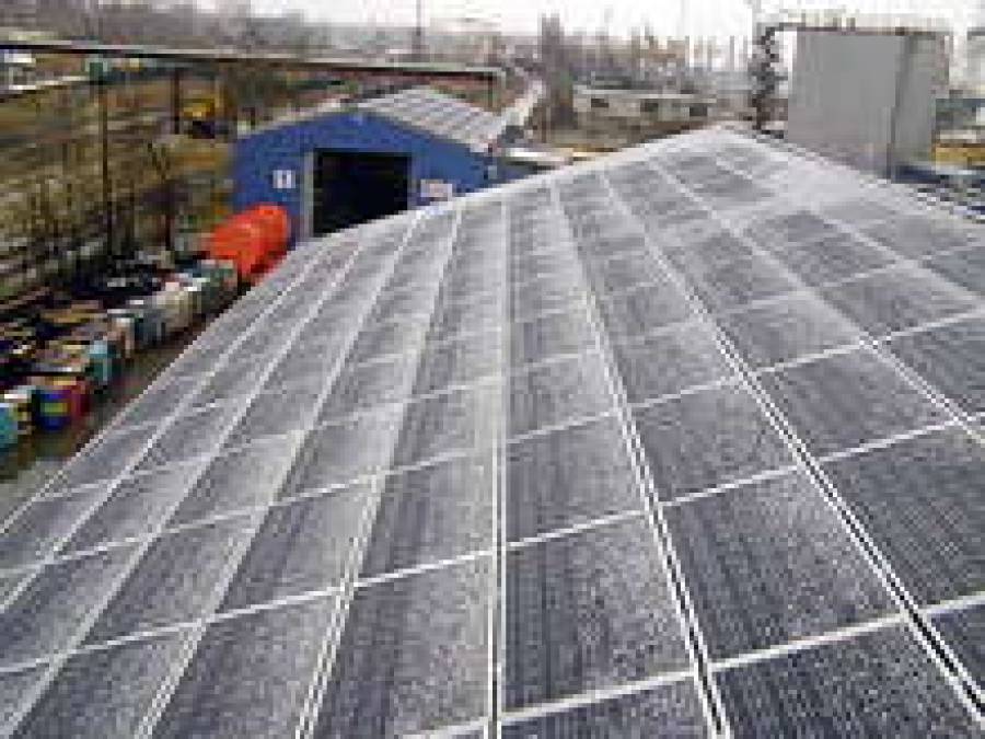 В порту построили солнечную электростанцию