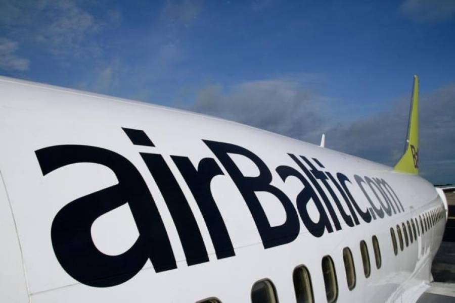 У airBaltic все меньше пассажиров
