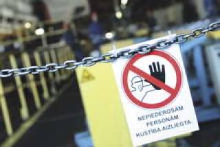 Политиков просят отойти от инвесторской визы