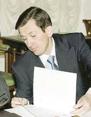 Александр Починок отложил визит
