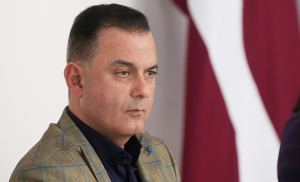 Медики требуют +13,5% к зарплатам. У Минздрава нет денег