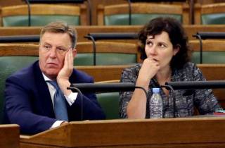 Рейзниеце-Озола проиграла борьбу за пост президента Еврогруппы