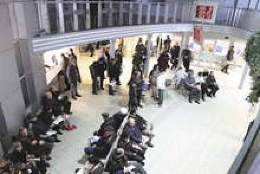 Компании сокращают свои автопарки