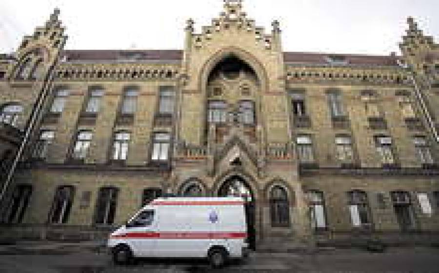 Первая больница больше не принимает острых пациентов.