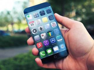 Кто возглавил список самый популярных смартфонов?