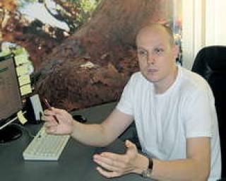 Юрий Земцов: “Если какой-то рынок показывает сильный рост, то спекулятивные капиталы автоматически переливаются на этот рынок, поддерживая и усиливая уже имеющуюся тенденцию”.