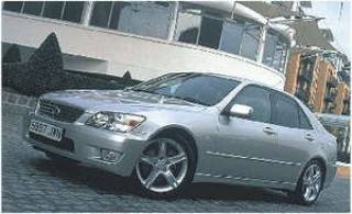  Lexus IS 300. 