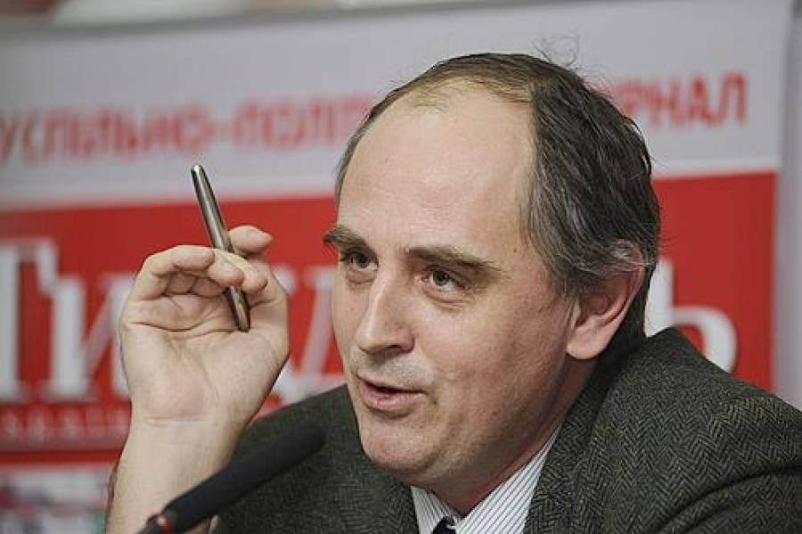 Лукас: против российской пропаганды нужно бороться &quot;историей успеха&quot;