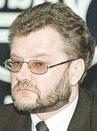 Как разобраться с пробками на границе? Может, стоит подать в суд на госструктуры и потребовать компенсации за простои?