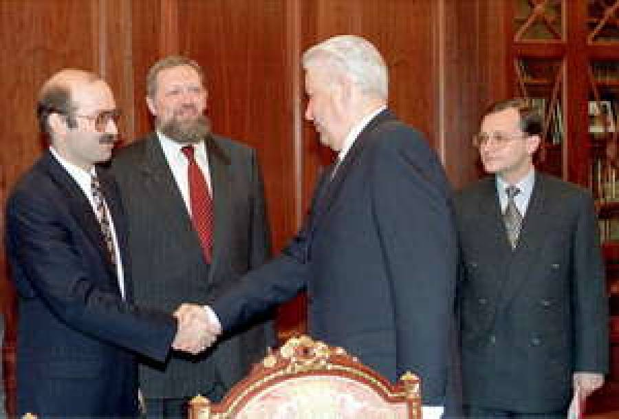 Сицилианская защита Дубинин и Кириенко любят шахматы