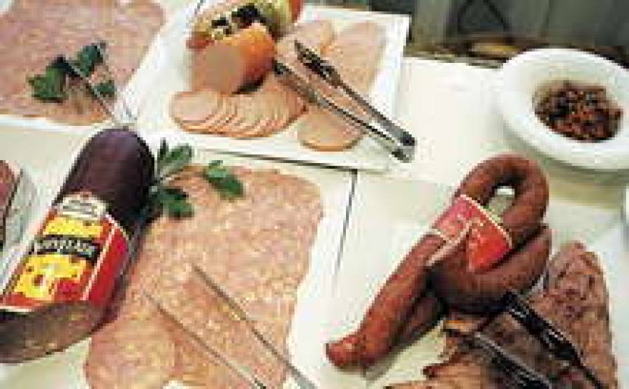 Продукцию отечественного производителя будут активнее двигать через сеть супермаркетов.