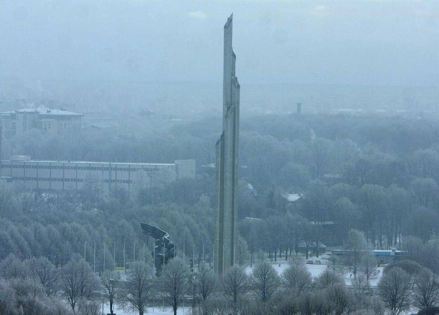 Собрано 10 тыс подписей за демонтаж памятника освободителям