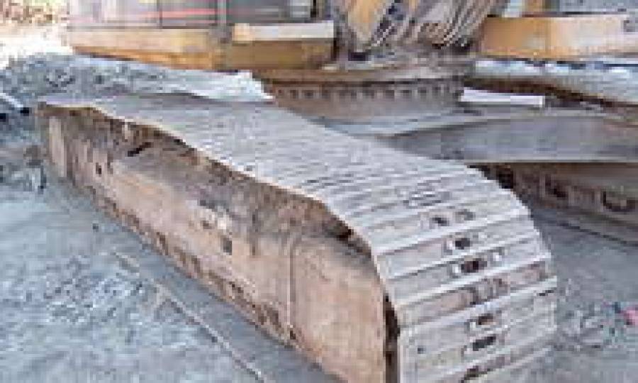 Месяц аренды экскаватора обойдется в 1 900 евро.