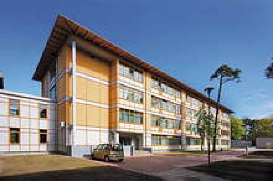 Проект здания Вентспилсской больницы, привлекший внимание сибиряков, уже был удостоен главного приза XXIII Всемирного конгресса архитекторов за исключительное качество дизайна среды и доступность среды.