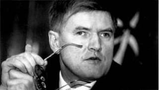 Всех ушли... в отставку