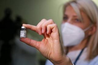 В пятницу и субботу латвийцы смогут получить вакцину &quot;Pfizer&quot;/&quot;BioNTech&quot;