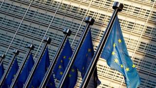 Еврокомиссия представила план оздоровления экономики ЕС на сумму 750 млрд евро