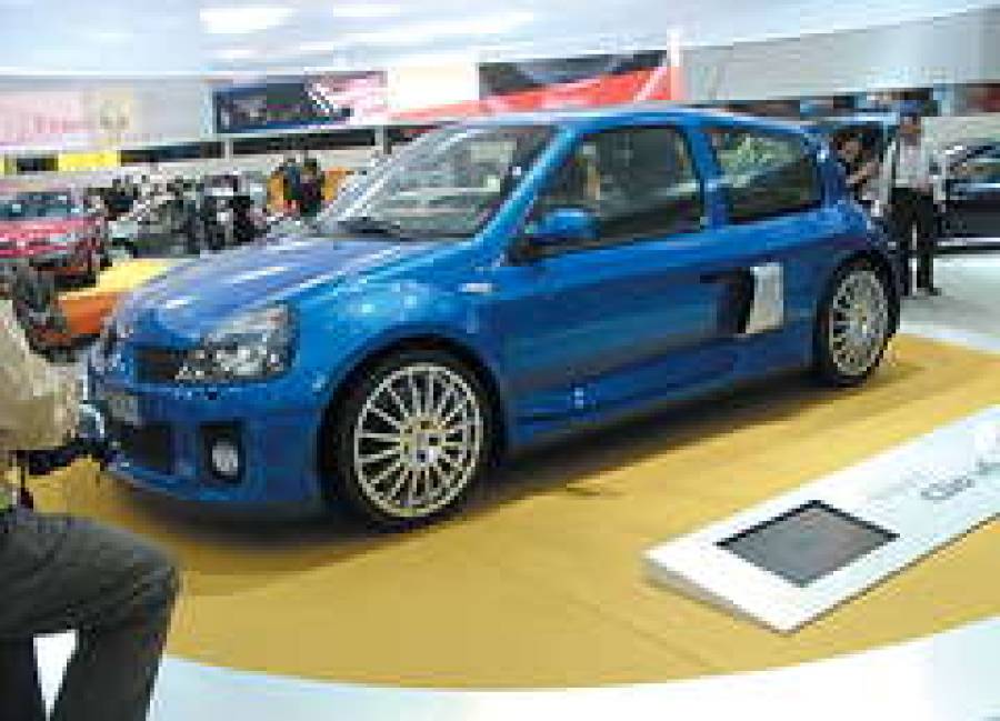 Звездный час Парижа - Mondial lТAutomobile 2002