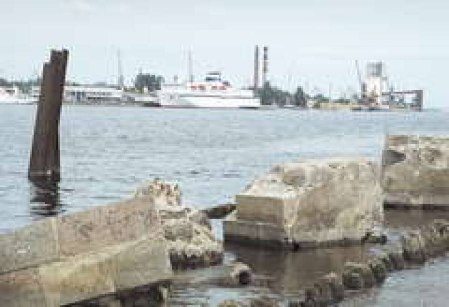 Тихий Дон на Даугаве.Кредиторы хотят арестовать "Михаила Шолохова".