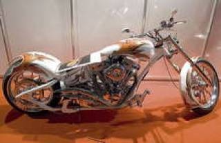 Тюнингованный Harley Davidson  — не для бездорожья.