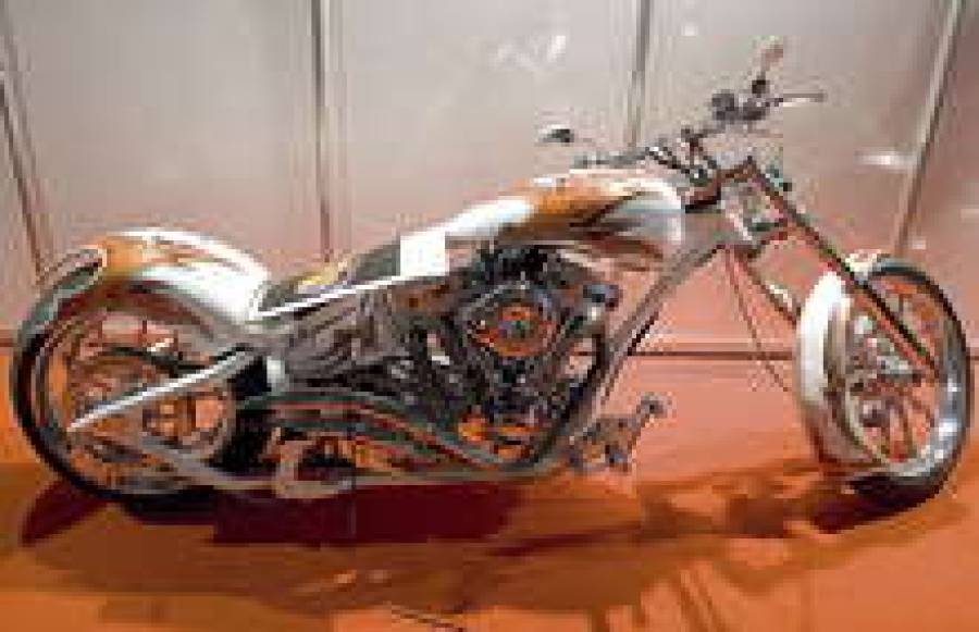 Тюнингованный Harley Davidson  — не для бездорожья.
