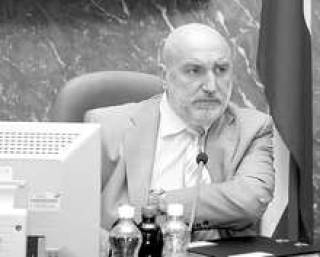 Ради ампутации “лишних” статей бюджета премьер Ивар Годманис нарушил постельный режим.
