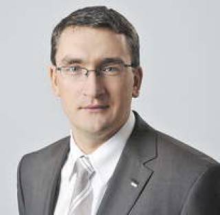 И.Крастс: “Страхование жизни все чаще выбирают как инвестиционный продукт”.