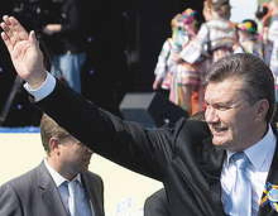 Янукович замахнулся на неограниченную власть на Украине.
