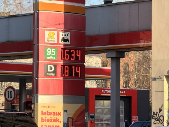 Цена дизтоплива на латвийских АЗС за 9 дней выросла на 20 процентов