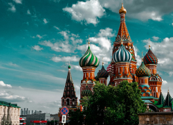 Россия сократит расходы на социальную сферу, образование и здравоохранение