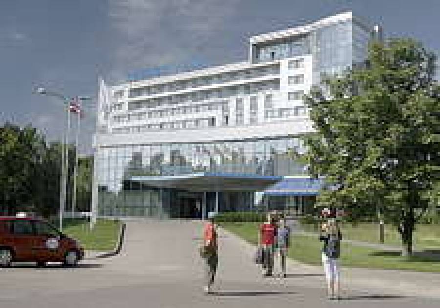 Бизнес в лицах и фактах