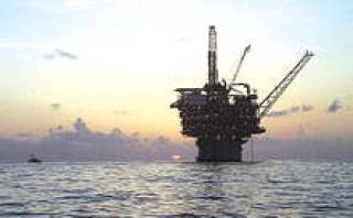 Нефть стоит уже 200 долларов за баррель