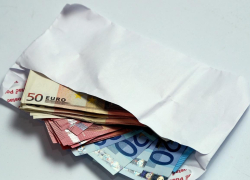 Теневая экономика в Латвии снизилась до 22,9% в прошлом году