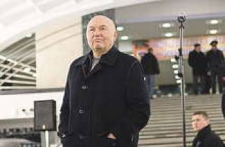 Лужков посетит Ригу