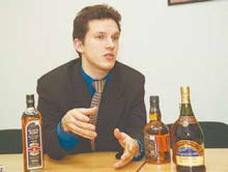 По словам руководителя Pernod Ricard Latvia Сандиса Янсонса, компания планирует в ближайшие годы продавать в Латвии не только “Арарат”, но и другие коньяки Ереванского коньячного завода.
