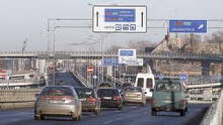 Полиция попробует найти закатанные в асфальт 27 млн. латов.