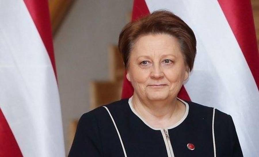 Кому в Латвии на праздники вручат госпремию в размере 7 115 евро