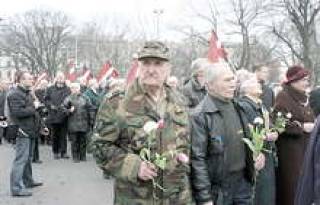 Сторонники героизации легиона...