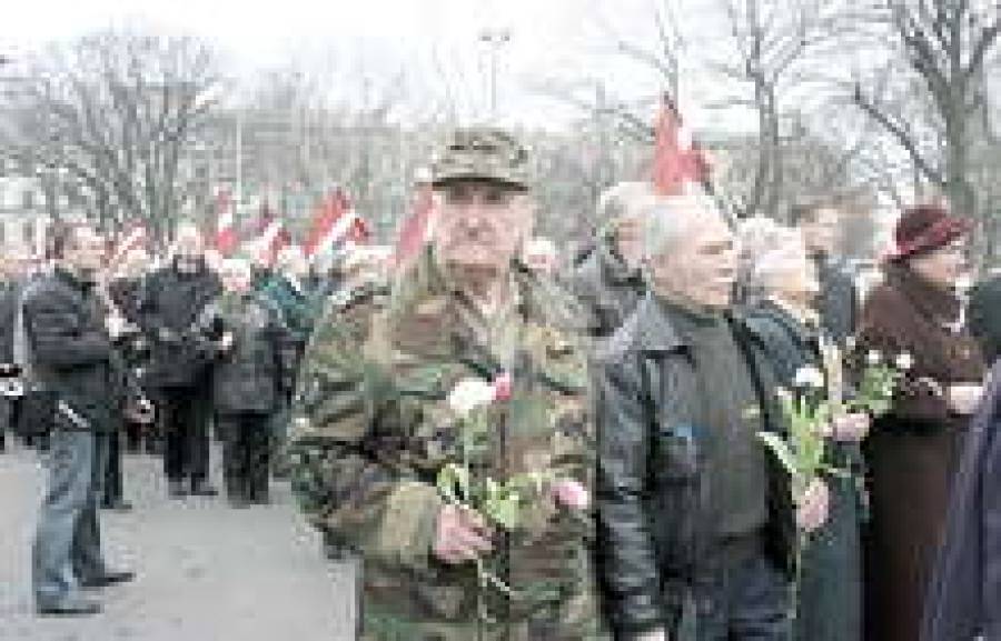Сторонники героизации легиона...