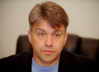Латвийский омбудсмен: детский дома закрыть, директоров уволить