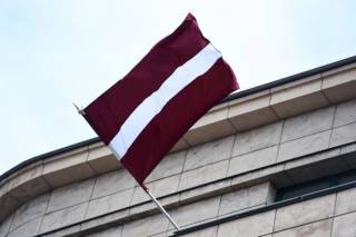 США изнасилуют бюджет Латвии