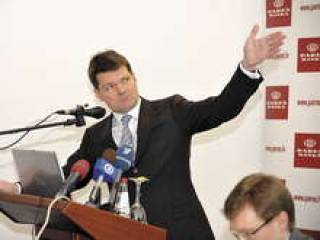 Нил Мелнгайлис:  “Первоочередной задачей станет возвращение доверия клиентов”.