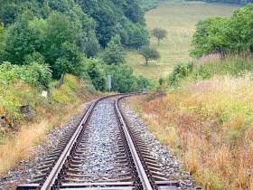 Скорый поезд Rail Baltica снесет не менее 2000 хуторов и элитных коттеджей