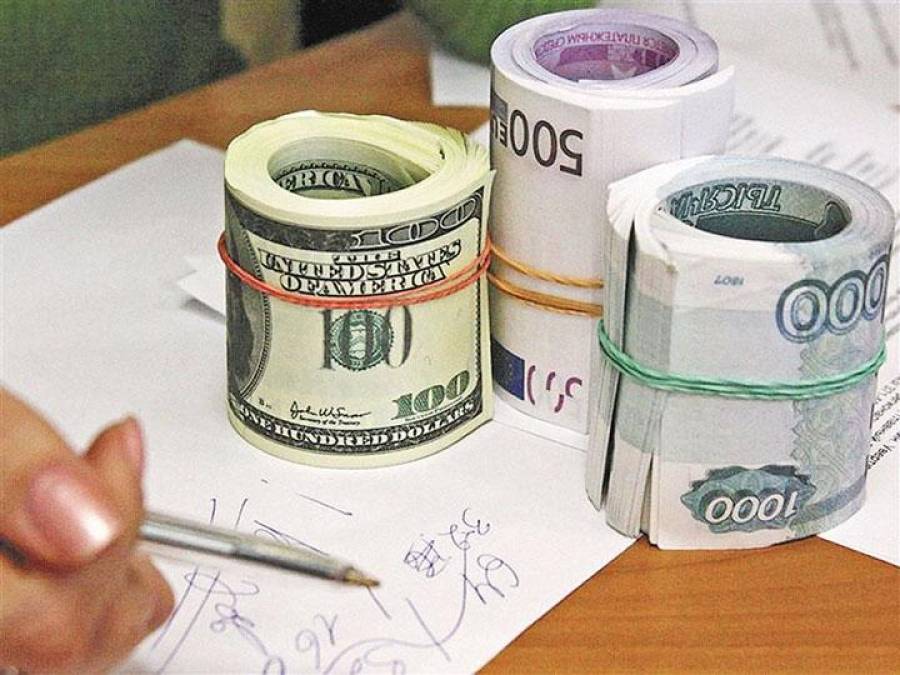 В США назвали пять причин &quot;панически-истерического&quot; взлета рубля